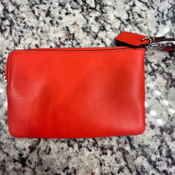 Coach wristlet - Picture 2 of 5
